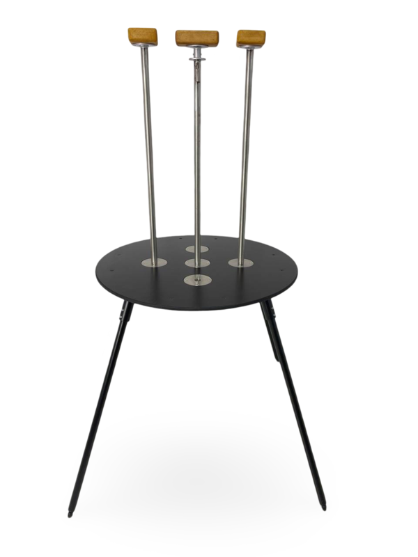 Цирковий реквізит - Стіл для Еквілібру з трьома тростями