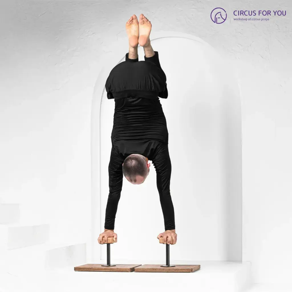 Стійки акробатичні “Тревел” (неламінована фанера)