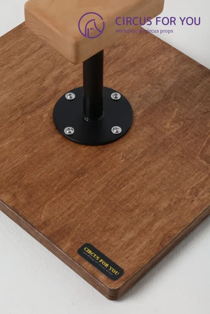 Стійки акробатичні “Тревел” (неламінована фанера)